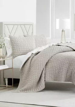Deals ✨ Biltmore® Cirrus Quilt Set 🔥
